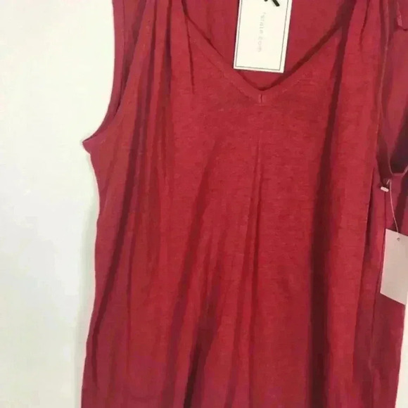 1. State Wanderlust Tank Red Medium - Picture 6 of 6